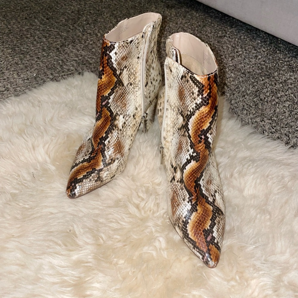 Snakeskin like booties